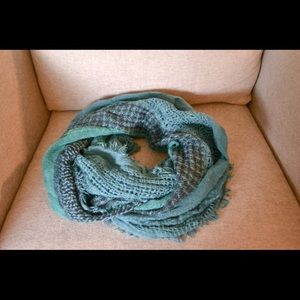 Thick circle scarf